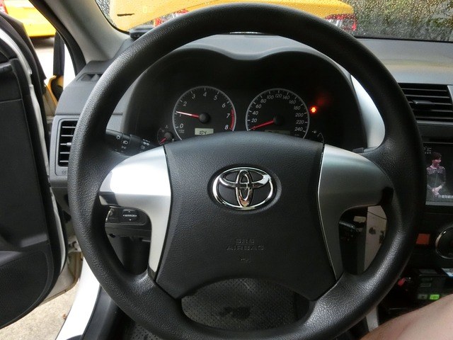 2011 TOYOTA 1.8 七速手自排-計程車大張圖片